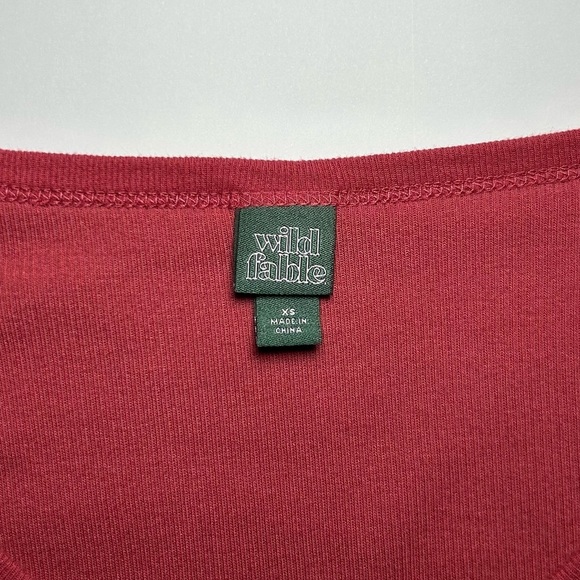 Red Wild Fable Long Sleeve Top Sz XS - Picture 7 of 7